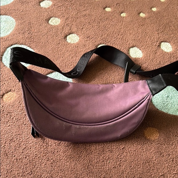 Authentic Marc Jacobs Purple Belt Bag - Picture 6 of 11